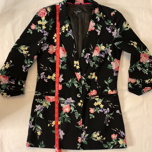 Miss Selfridge Floral Print Ruched Sleeve Blazer - Picture 7 of 7
